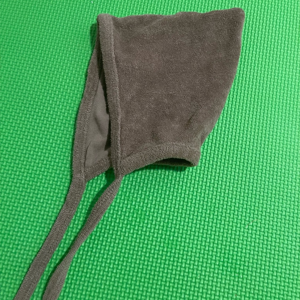 Kate quinn elf hat in color mocha